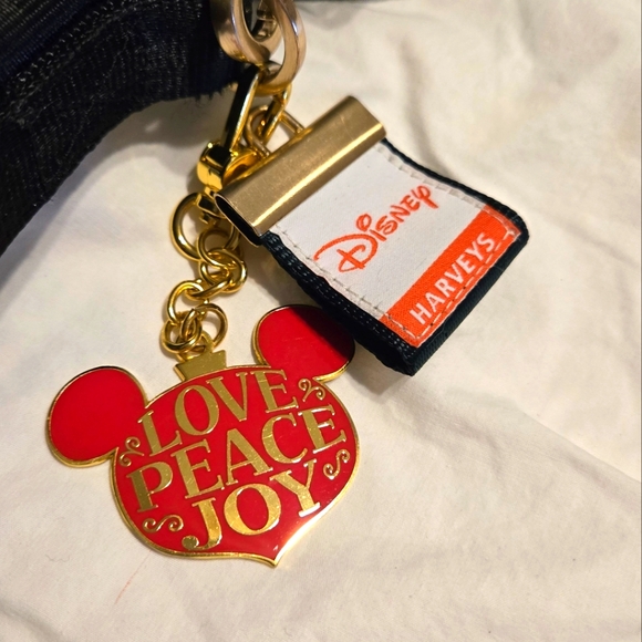 Harvey's Disney Christmas Park Hopper Bag - Picture 5 of 6